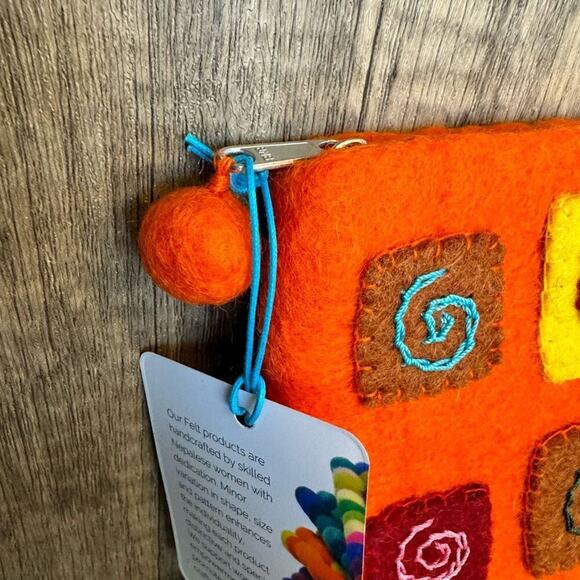 Felted Wool Coin Purse Wallet Purse Charm New FAST SHIP - Picture 2 of 5